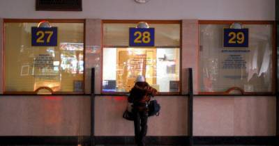 "Укрзализныця" приостанавливает продажу билетов на поезда: какая причина