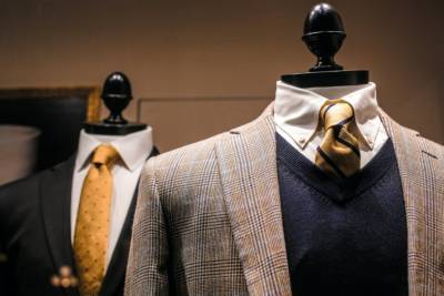 Почему мужчинам трудно подобрать одежду: 6 причин