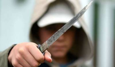 Школьник в Братске пырнул одноклассника ножом