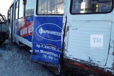 Грузовик врезался в трамвай в Нижнекамске