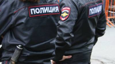 Силовики экстренно закрыли вестибюль станции "Красные ворота" в Москве