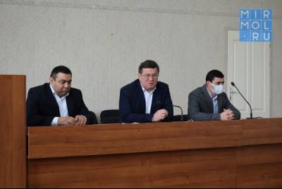 Вопросы вакцинации от коронавирус обсудили на заседании в Карабудахкентском районе