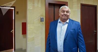 Юрий Хачатуров выиграл суд против политолога Степана Григоряна и обязал его извиниться