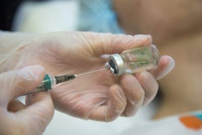 Петербуржцы заявили о проблемах с записью на вакцинацию от коронавируса