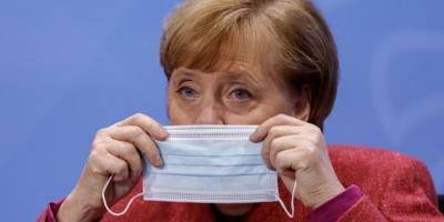 Меркель заявила о готовности Германии сотрудничать с РФ по "Спутнику V"