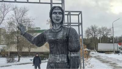 Один процент эстетов: против установки памятника Аленке в Воронеже высказалось 10 тысяч человек