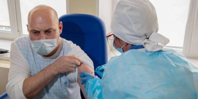Главный внештатный эндокринолог Москвы призвал диабетиков вакцинироваться от коронавируса
