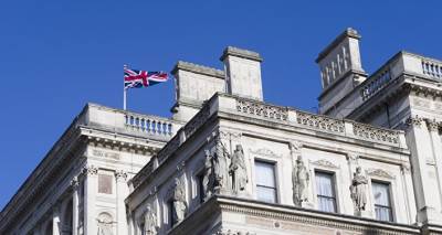 Посол ЕС в Лондоне без дипстатуса: он не сможет вручить королеве верительные грамоты