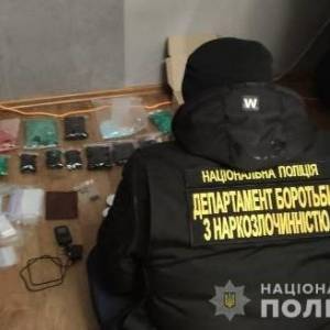 В Запорожской области две девушки продавали наркотики через телеграм-канал: им грозит до 12 лет тюрьмы