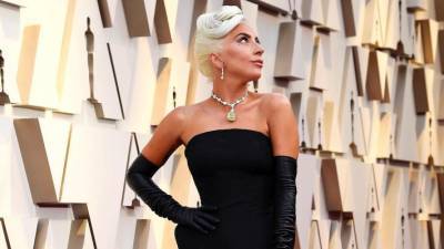 Леди Гага спела гимн США на инаугурации Байдена в образе Аллы Пугачевой