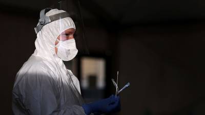 В Германии скончался пациент, повторно заразившийся коронавирусом