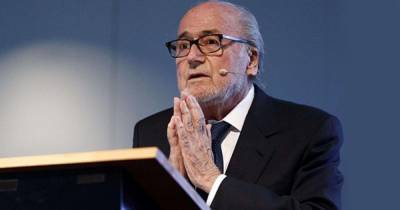 Экс-президент ФИФА Блаттер более недели находился в искусственной коме