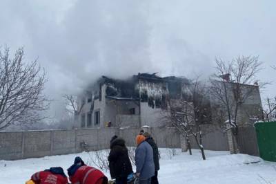 Кабмин поручил специальной комиссии за месяц разобраться с причинами пожара в доме престарелых в Харькове