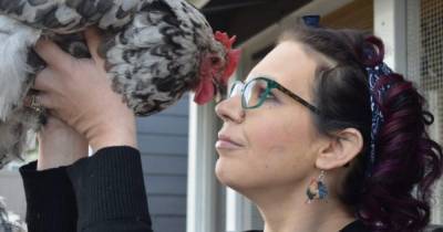 Американка заплатила $10 тыс, чтобы спасти жизнь любимой курице
