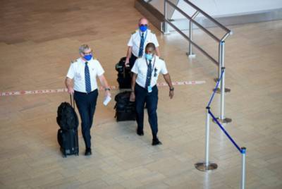 Аэропорт Бен-Гурион: полиция применила силу при транспортировке в общежитие пассажиров из ОАЭ