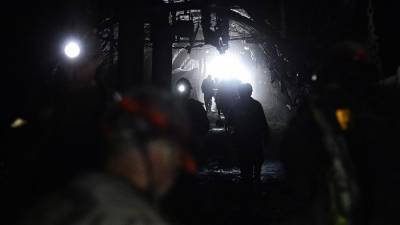 Два человека погибли при обрушении на шахте в Кузбассе