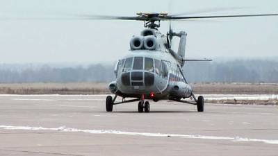 Вертолет Ми-8 совершил аварийную посадку в отдаленном чукотском селе