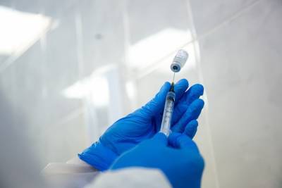 Исследование: только 30% россиян доверяют вакцинации от коронавируса