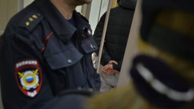 Барнаульца приговорили к трем годам колонии за изнасилование пенсионерки