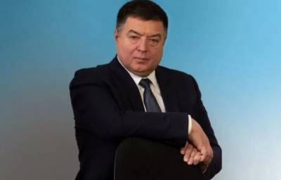 Тупицкий просит Зеленского уволить блокировавших ему вход в здание КС