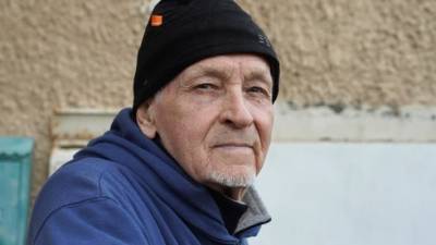83-летний профессор Лев Петров ведет борьбу за выживание в Израиле