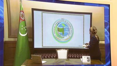Туркменский текстильный комплекс выпустит изделия с девизом и эмблемой 2021 года