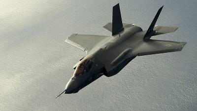"Кусок ...": истребитель F-35 вызвал критику главы Пентагона