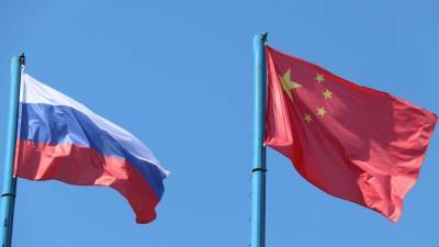 Москва и Пекин всегда будут главной угрозой для США, считают в Китае