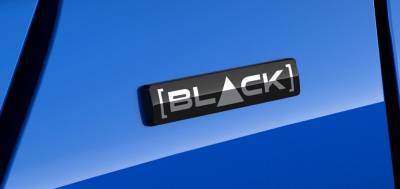 АвтоВАЗ представил удлиненную Lada Niva Legend в исполнении Black