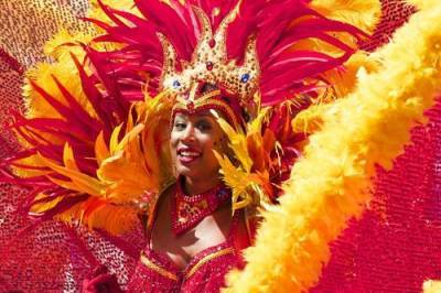 Мэр города Рио-де-Жанейро Эдуарду Паес объявил об отмене карнавала в Бразилии в 2021 году