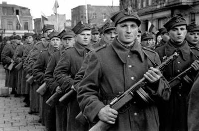 Солдаты каких стран воевали с Красной Армией против Гитлера