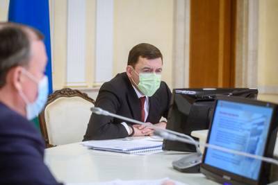 В администрации губернатора не подтвердили информацию о вылете Куйвашева в Москву