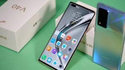Honor представил первый смартфон после "расставания" с Huawei