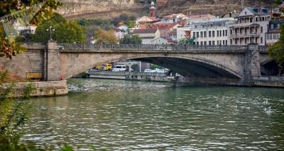 В Тбилиси начата чистка русла Куры