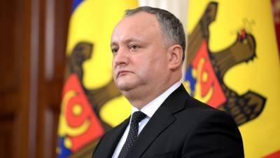 Додон допустил митинги в ответ на отмену особого статуса русского языка в Молдавии