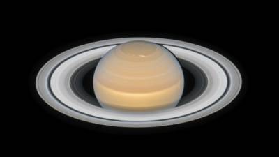 Астрономы измерили глубину моря на спутнике Сатурна