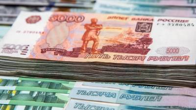 Челябинец за пару месяцев увел у хозяина два миллиона рублей