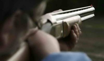 Полицейские застрелили сумасшедшего в Новосибирске, угрожающего родным ружьем
