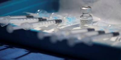 Киев хочет закупить миллион доз вакцины от COVID-19, есть предварительные договоренности
