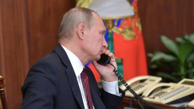 Путин и глава Евросовета обсудили в телефонном разговоре арест Навального
