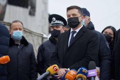 Зеленский объявил общенациональный траур 23 января