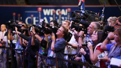 Уровень доверия американцев к СМИ достиг исторического минимума
