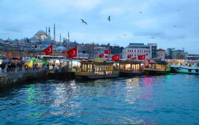 Старые кварталы и парки: в Стамбуле туристов решили удивить необычным маршрутом