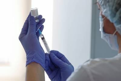 В Зауралье от ковида привили 3752 человека, в очередь на вакцинацию записались 5718