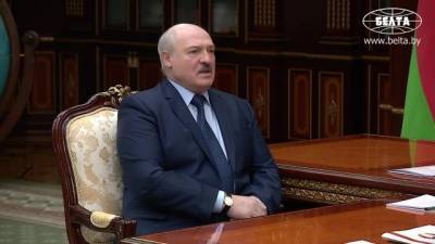 Лукашенко уверен, что Белоруссия не рухнет на колени