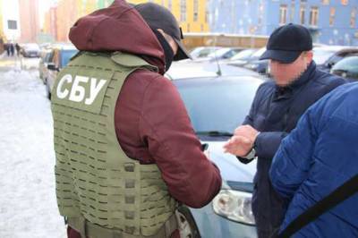 В Киеве СБУ задержала за взятку двух государственных исполнителей Министерства юстиции