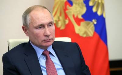 Путин предложил снять возрастные ограничения для назначаемых президентом госслужащих