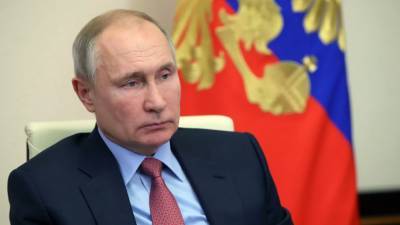 Путин и глава Евросовета обсудили совместную борьбу с COVID-19