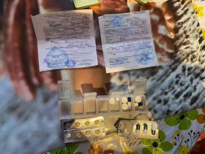 Во Львове наркозависимая женщина продавала метадон, который получала в больнице: фото