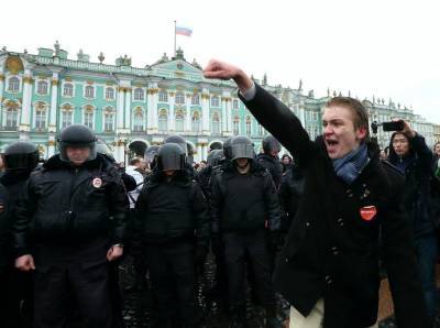 Журналисты Znak.com о том, ради чего они идут на митинг сторонников Алексея Навального